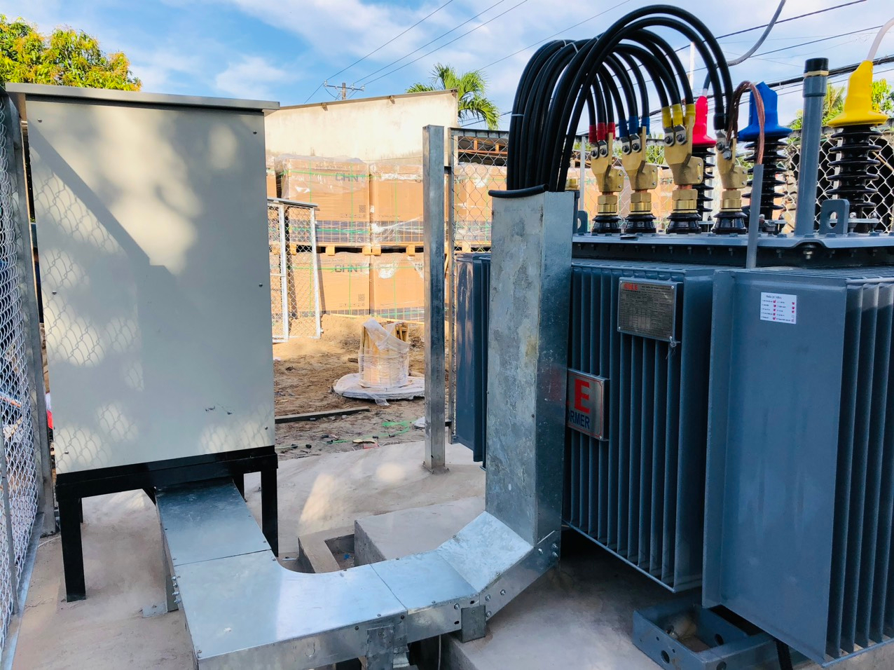 Trạm biến áp 2000KVA  Công ty TNHH MTV Xay Xát Hoàng Giao